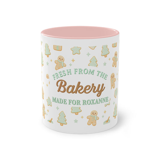 Fresh From the Bakery™ – Gepersonaliseerde Kerst Mok | Gingerbread & Pastel Holiday Mug