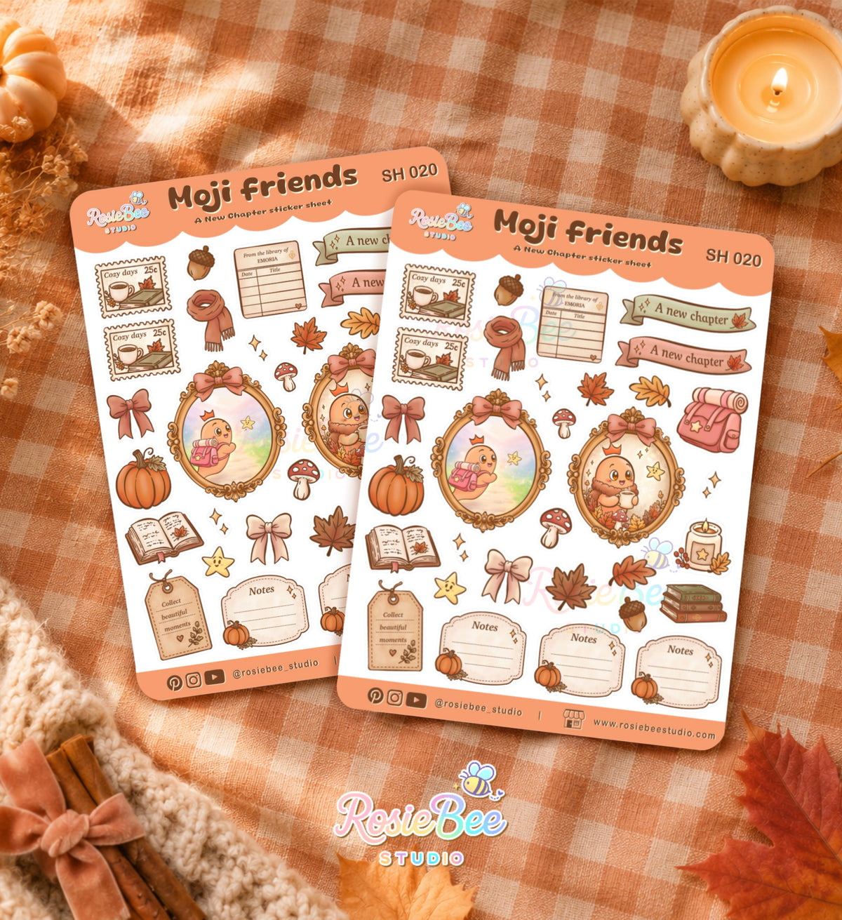B6 stickervel uit de A New Chapter herfstcollectie van RosieBee Studio met Moji Friend Moed, sterretje Hoop, herfstbladeren, pompoenen, boeken en journalstickers.
