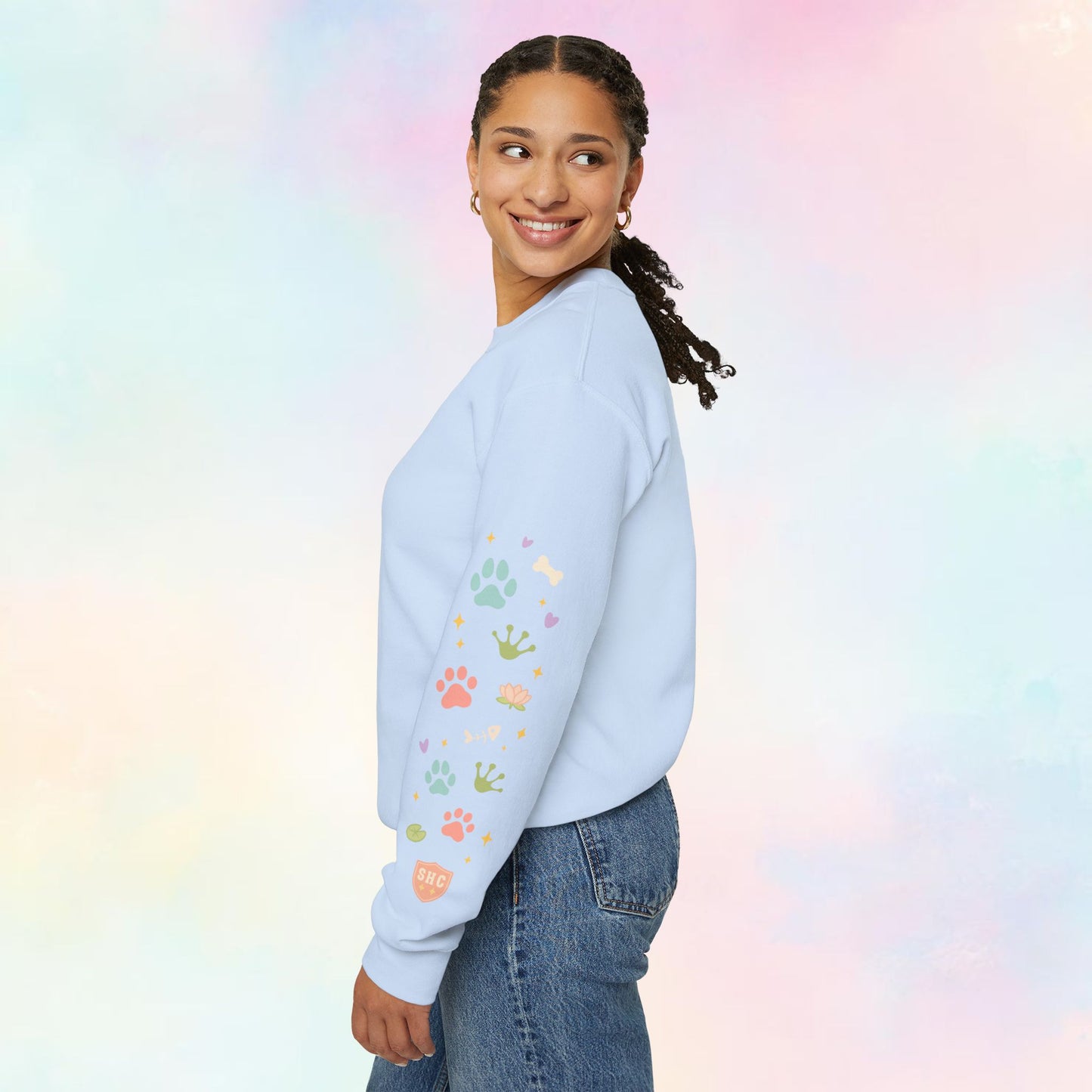 Stay Pawsitive Sweater – Kawaii Pastel Trui • Cute Cat, Dog & Frog • Cozy Unisex