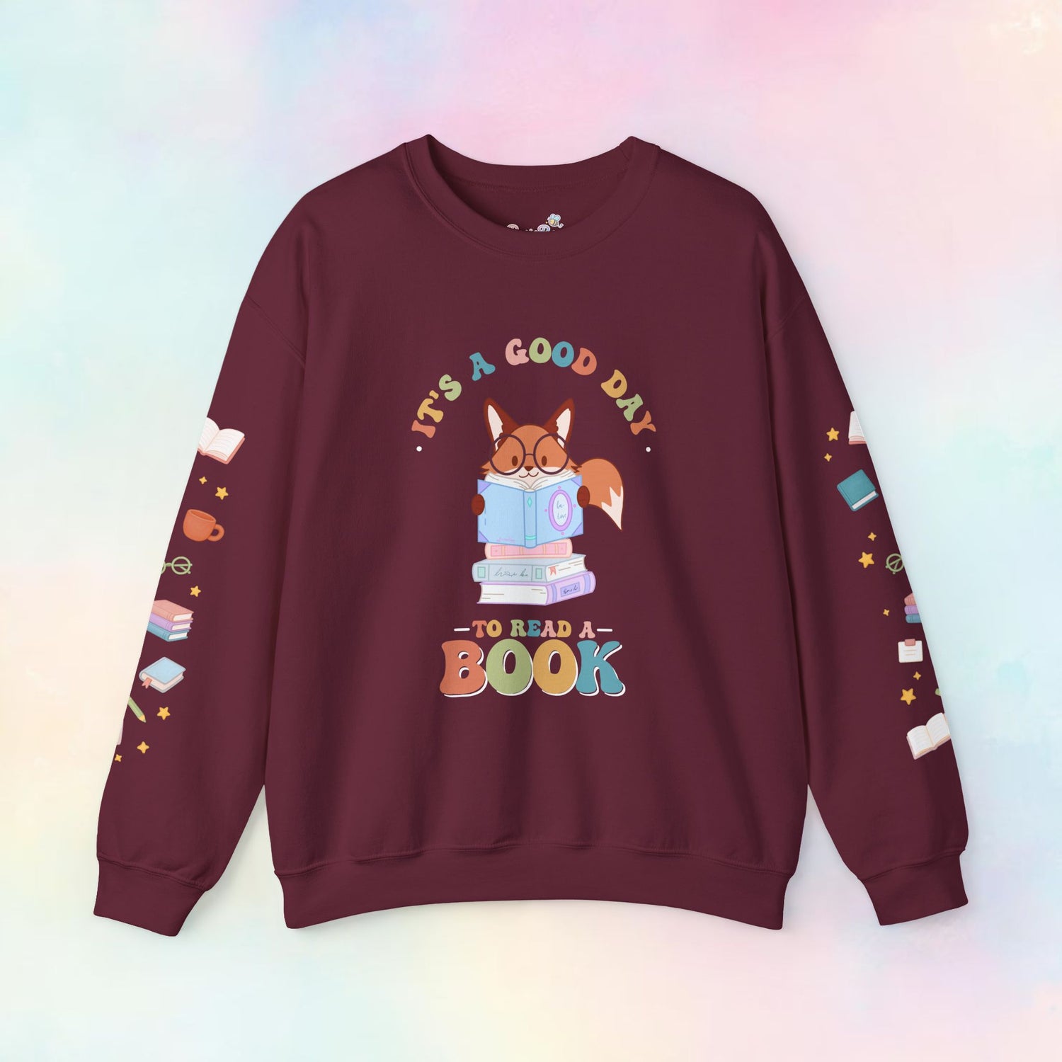 Schattige crewneck trui met lezende vos en boeken – boekenliefhebber trui van RosieBee Studio